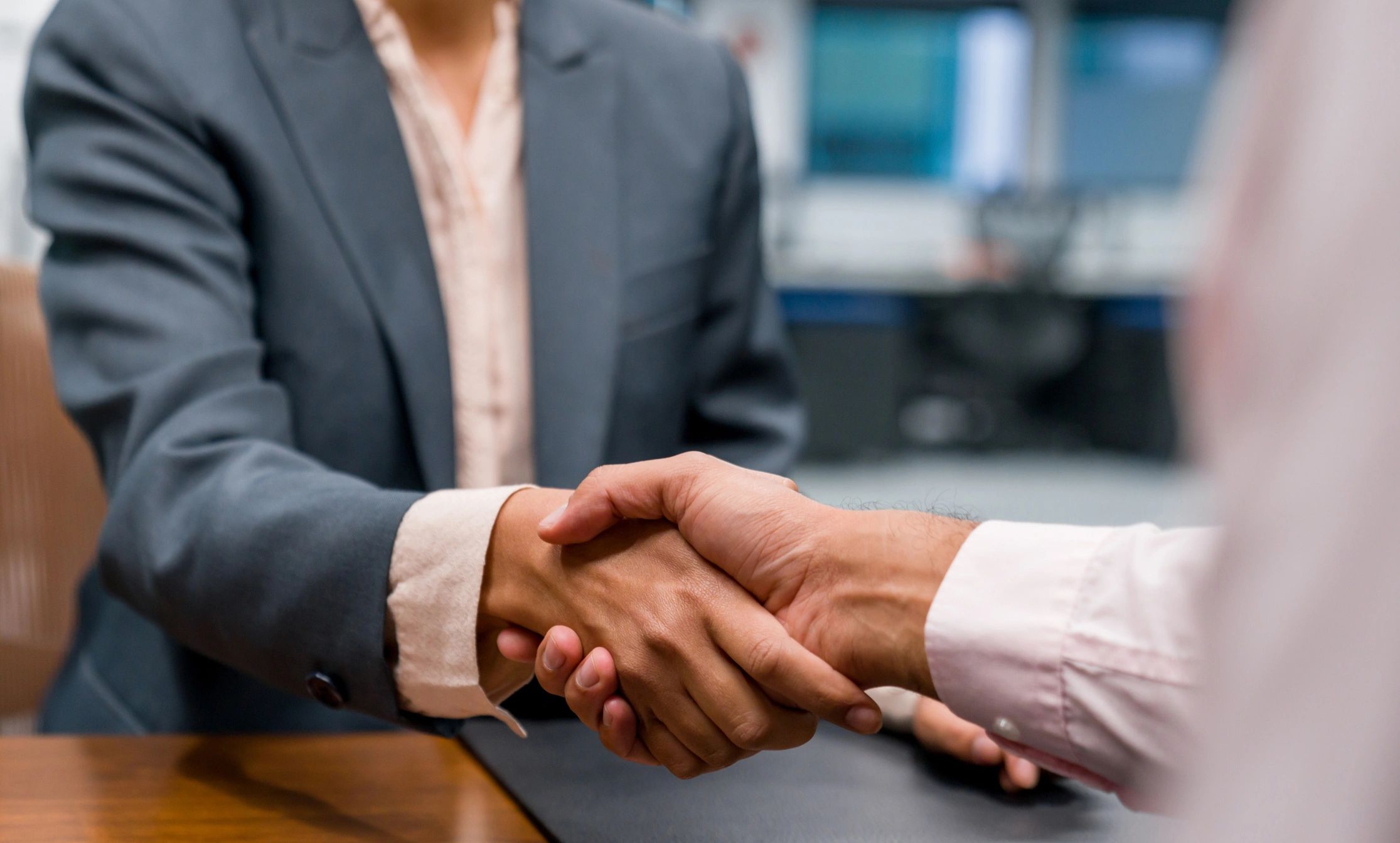 legal consultation handshake